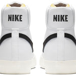 Nike WMNS Blazer Mid '77 Vintage
Sneakers White / Black